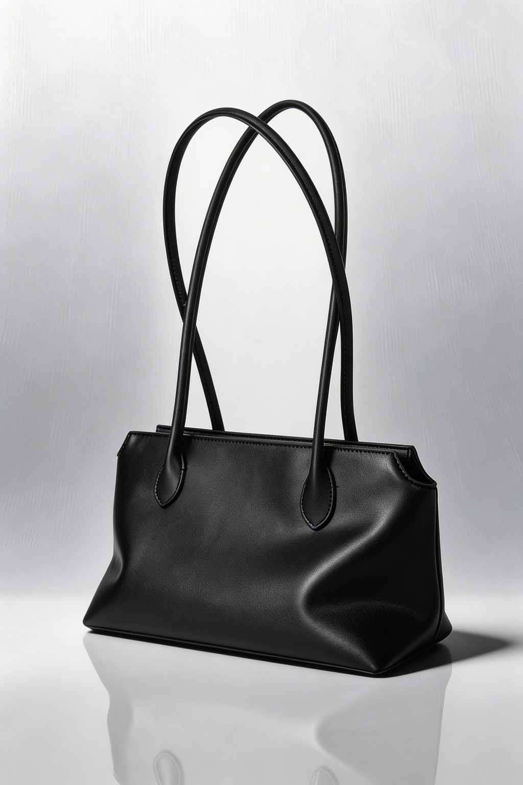 VAULT BAG - BLACK