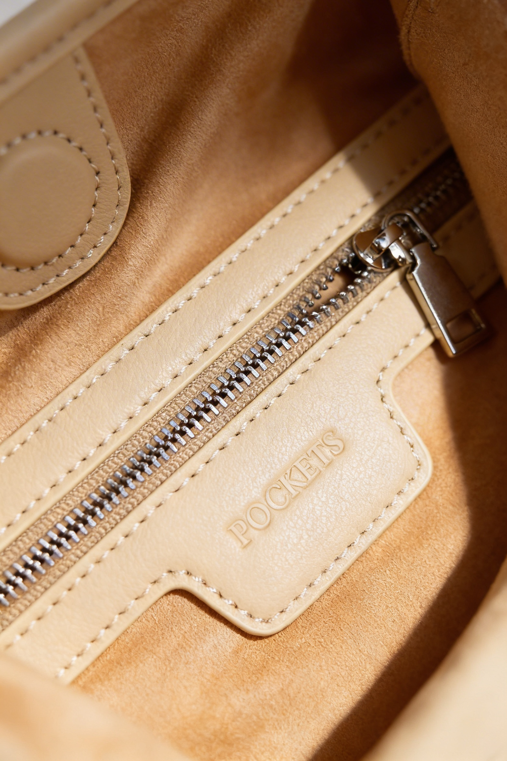 CRESCENT BAG - SAND