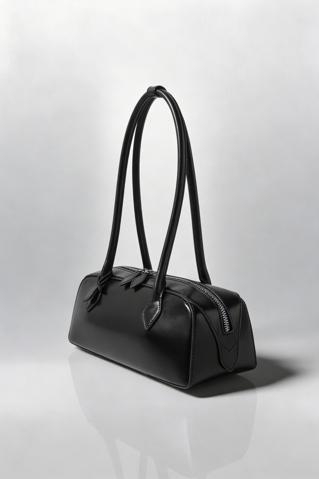 ARC BAGUETTE BAG - ENAMEL BLACK