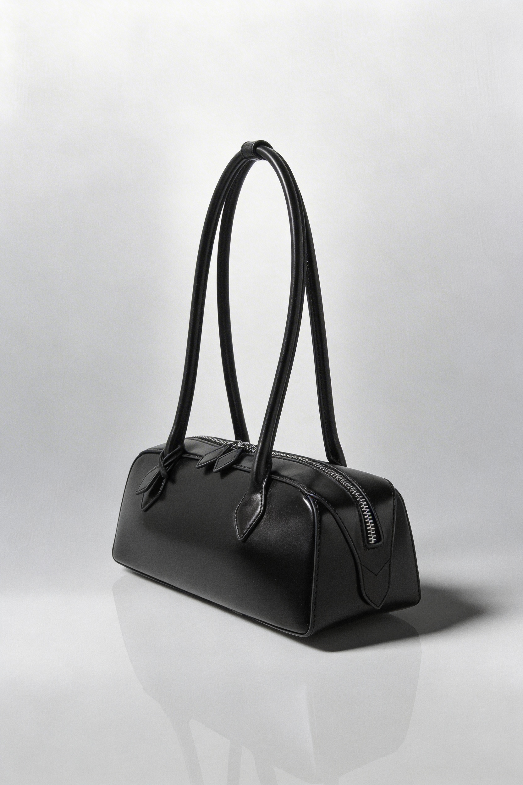 ARC BAGUETTE BAG - ENAMEL BLACK