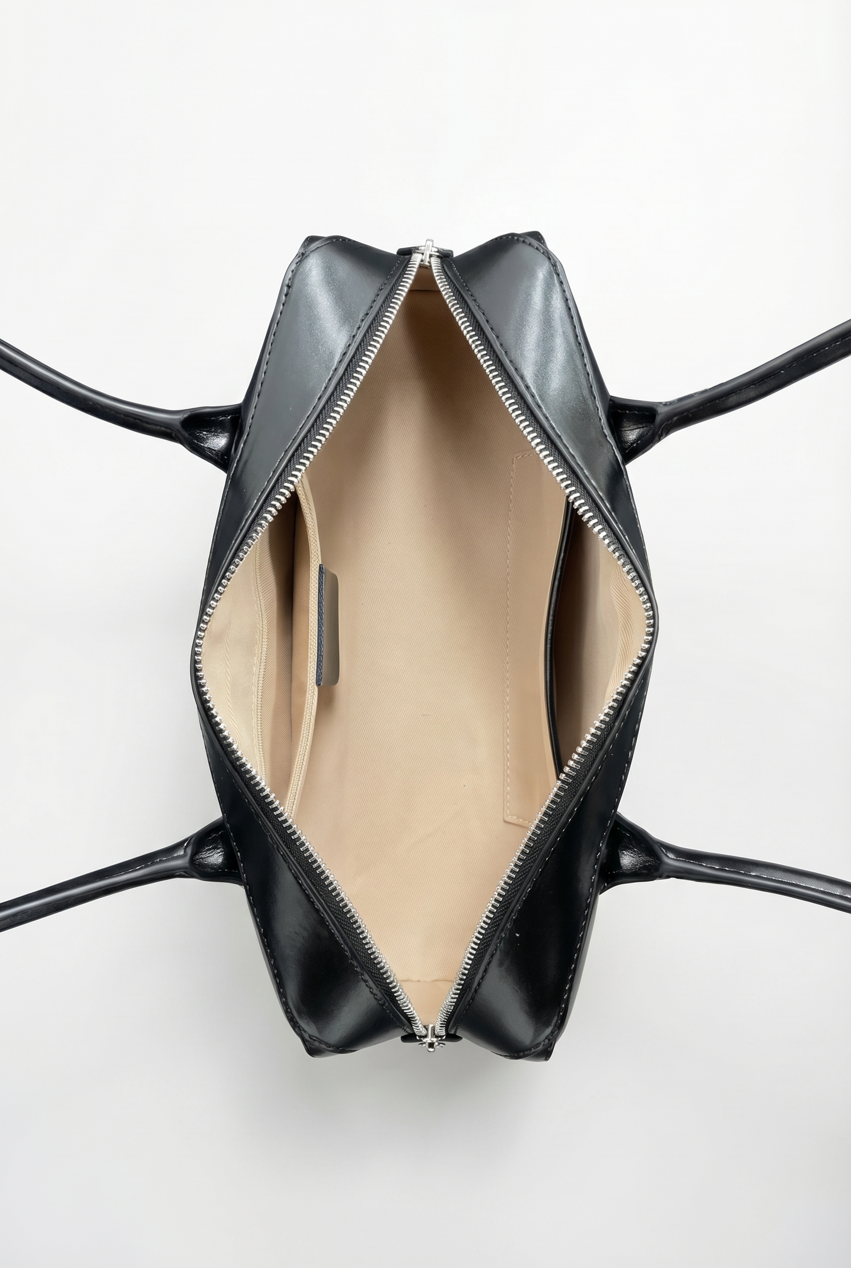 ARC BAGUETTE BAG - ENAMEL BLACK